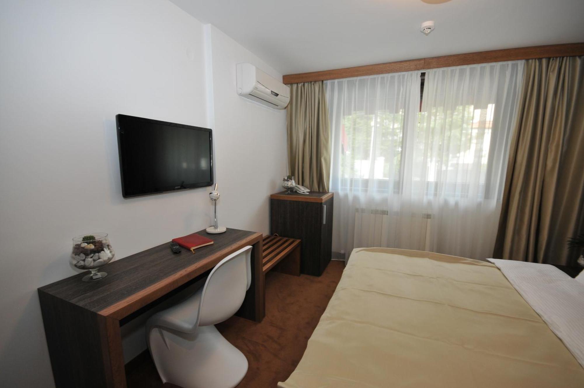 Belgrade Boutique House Bed & Breakfast ภายนอก รูปภาพ